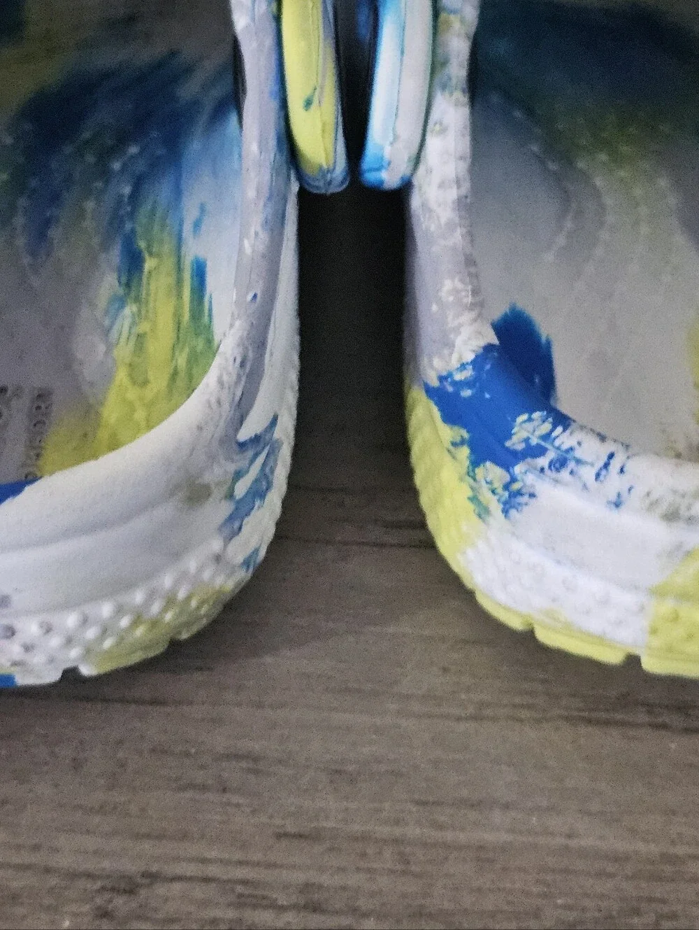 CROCS Kids Blue, Yellow & White Batman Charm Tie-Dye Clogs Baby Infant 6